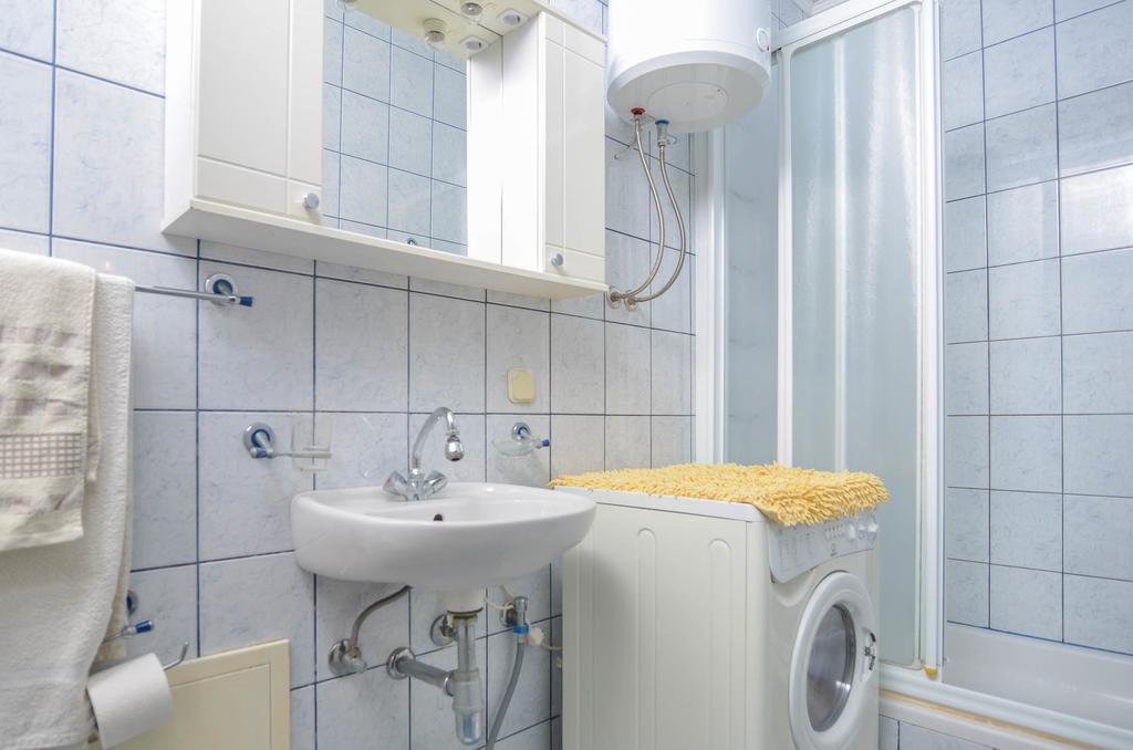 Apartments Mokalo 奥瑞比克 外观 照片